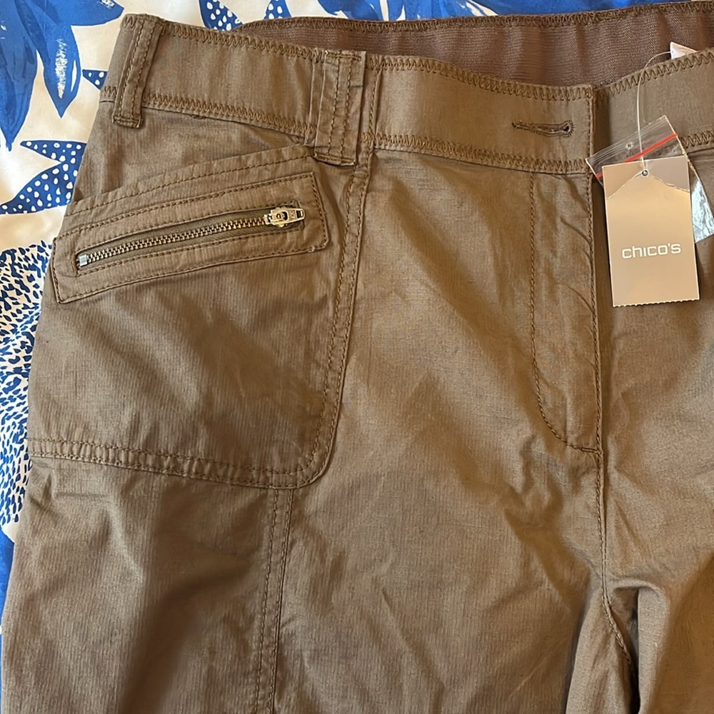 Chico’s Ripstop Utility Crop Cairo Brown, Size 3 NWT - Picture 3 of 5